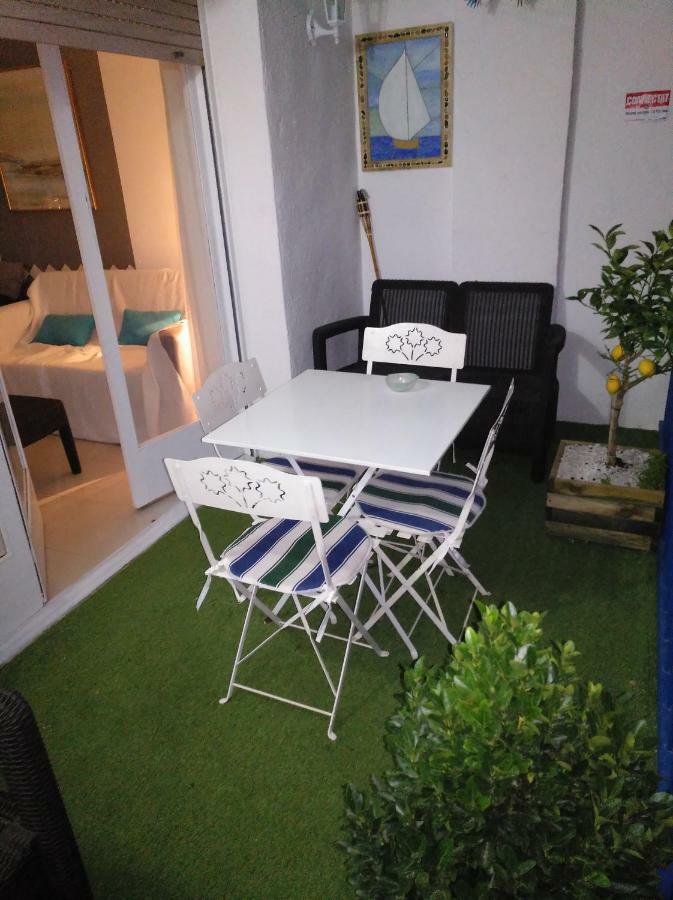 Apartamento Primera Linea De Mar Hospitalet De L'Infant Esterno foto