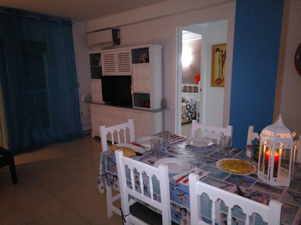 Apartamento Primera Linea De Mar Hospitalet De L'Infant Esterno foto