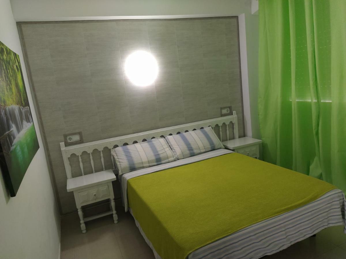 Apartamento Primera Linea De Mar Hospitalet De L'Infant Esterno foto
