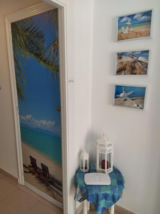 Apartamento Primera Linea De Mar Hospitalet De L'Infant Esterno foto